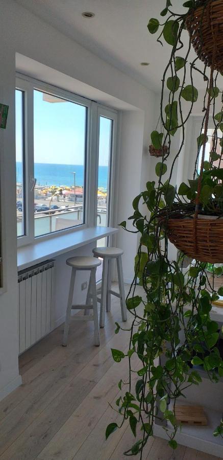 Sea View Apartment Lido di Ostia Ngoại thất bức ảnh